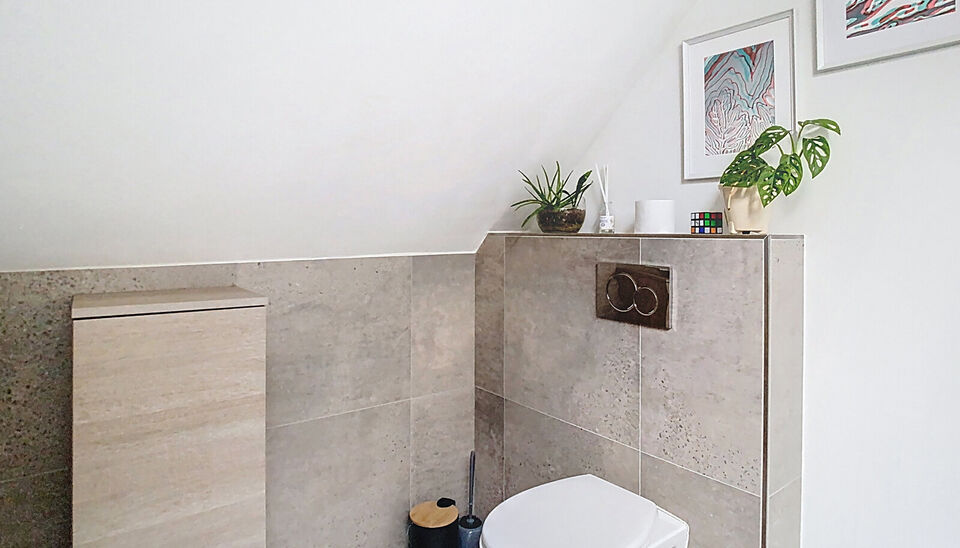 In een voormalige neoclassicistische burgerwoning, volledig gerenoveerd en omgevormd tot een kleinschalig appartementsgebouw met EPC-label B, vind je dit stijlvolle appartement van 60 m&sup2;. Instapklaar wonen in het hart van Antwerpen!

Het appartement bevi