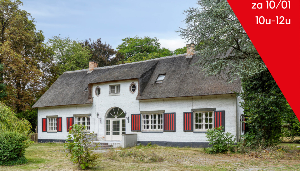 OPENDEURDAG ZATERDAG 10 JANUARI VAN 10U TOT 12U
Deze karaktervolle villa met een bewoonbare oppervlakte van maar liefst 300 m&sup2; is gelegen op een uitzonderlijk perceel van 2600 m&sup2;, vlak aan het park van Brasschaat, Elshout en op wandelafstand van het gez
